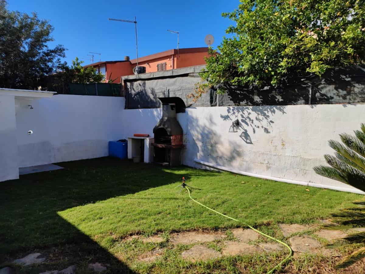 Pula White Experience South Sardinia Apartment Luaran gambar