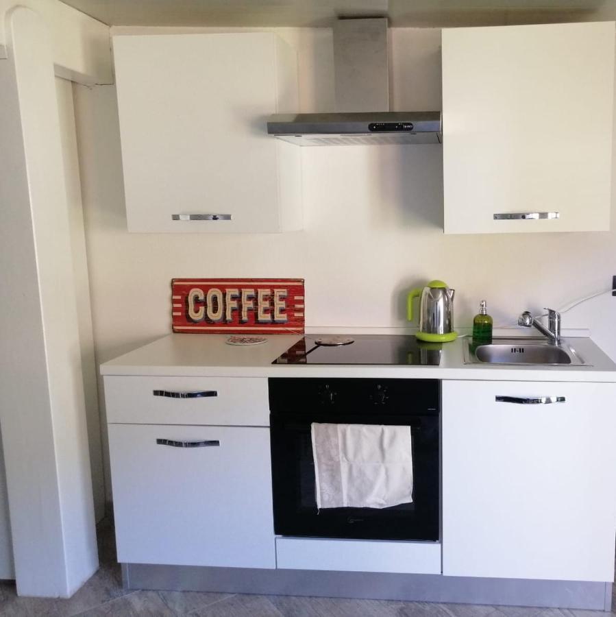 Pula White Experience South Sardinia Apartment Luaran gambar